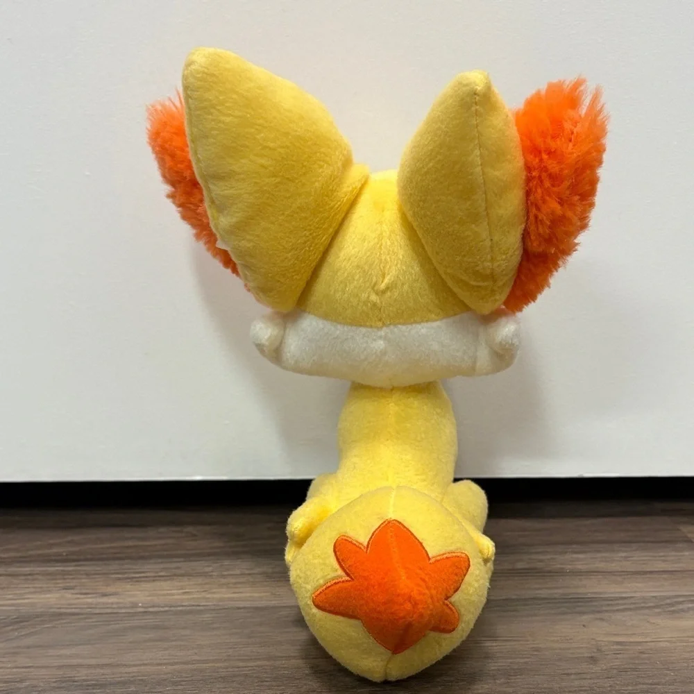 YELLOW AND ORANGE TOY COLLECTION! - Picture 4 of 4